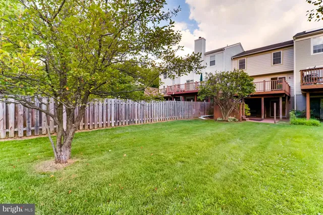 $2,800 | 8552 London Bridge Way, Lutherville-Timonium, MD 21093