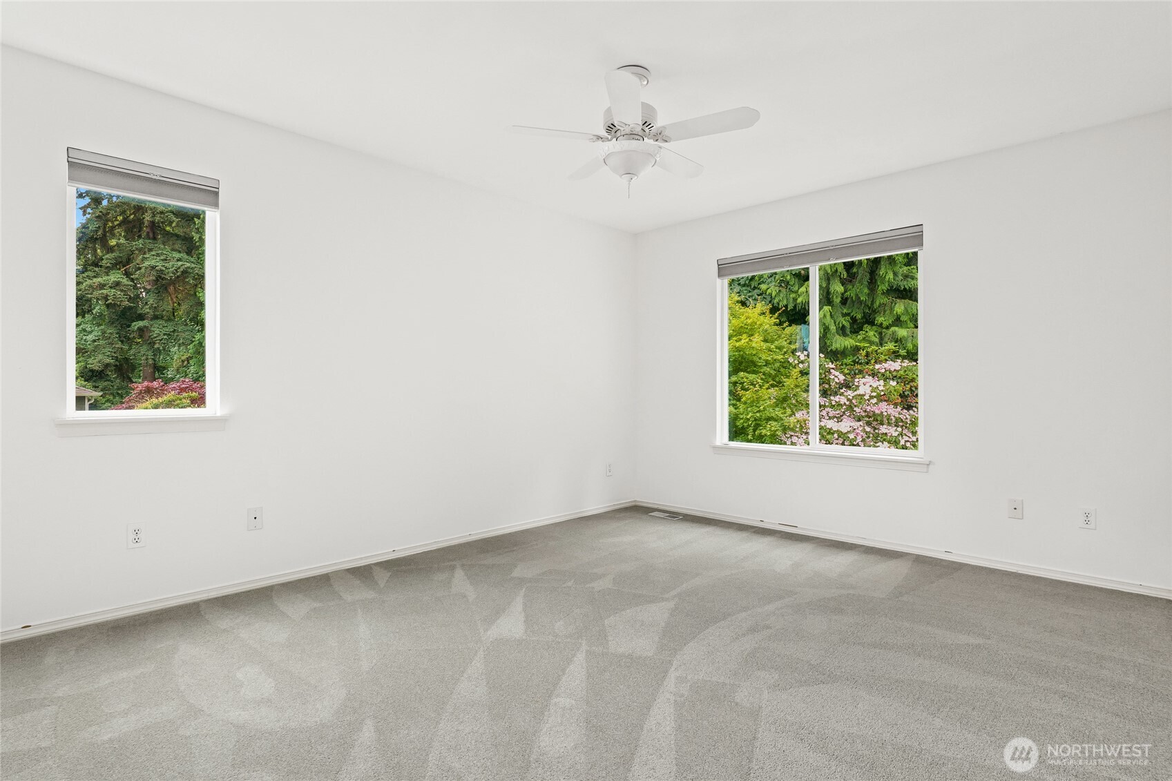 10625 Northeast 173rd Place Bothell, WA 98011 - Photo 25 of 35