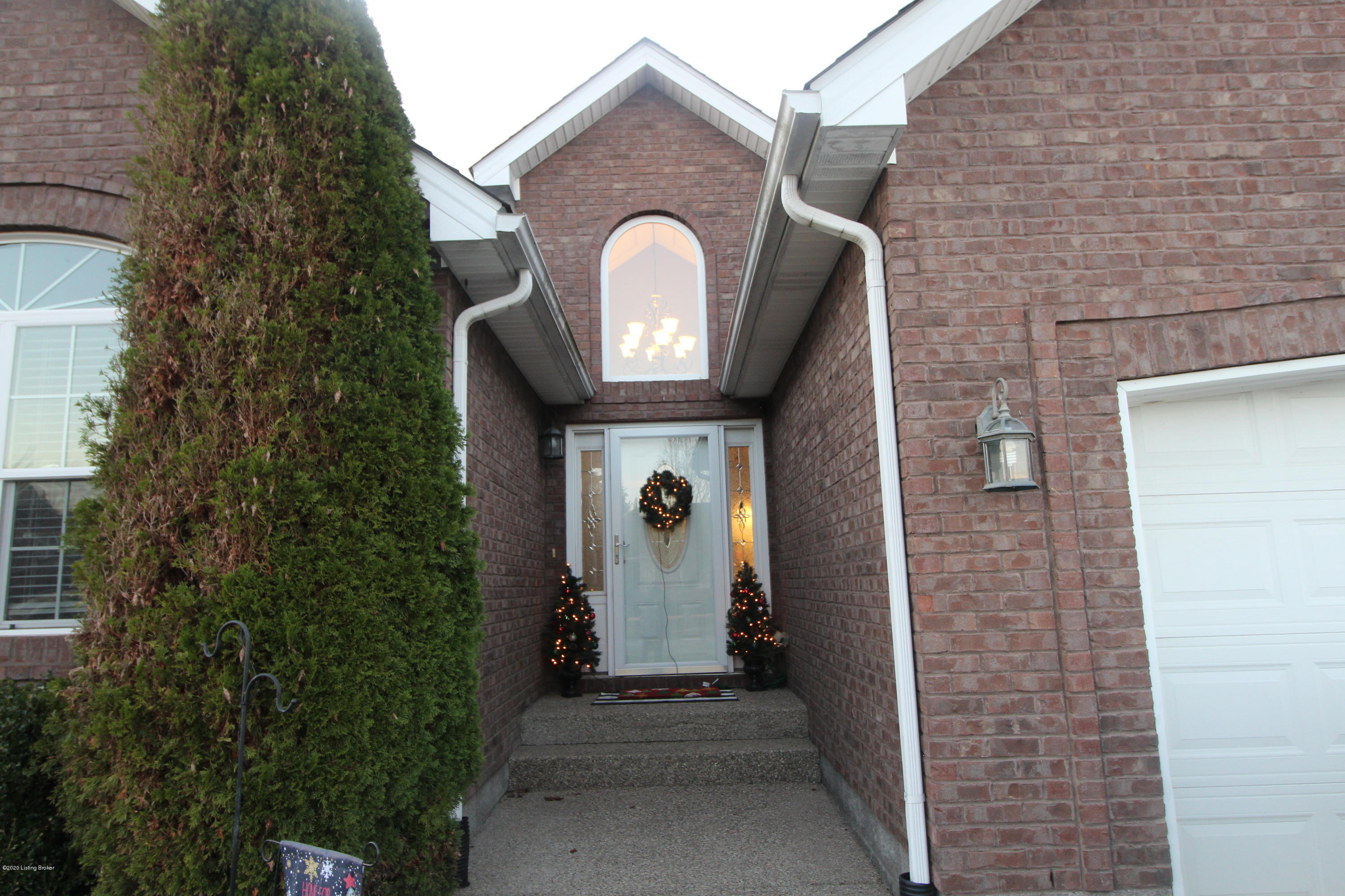 293 Madison Rae Boulevard Shepherdsville, KY 40165 - Photo 2 of 35 066