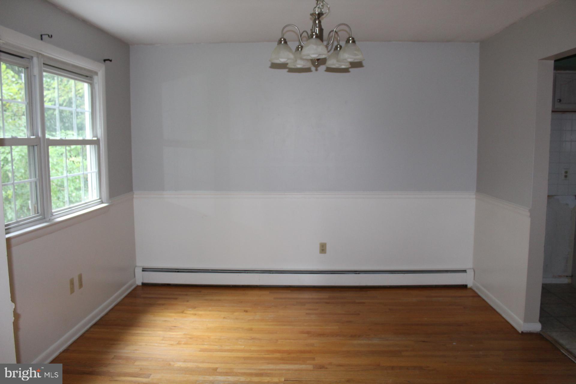 772 South Old Mill Road Dover, DE 19901 - Photo 10 of 28 Dining room