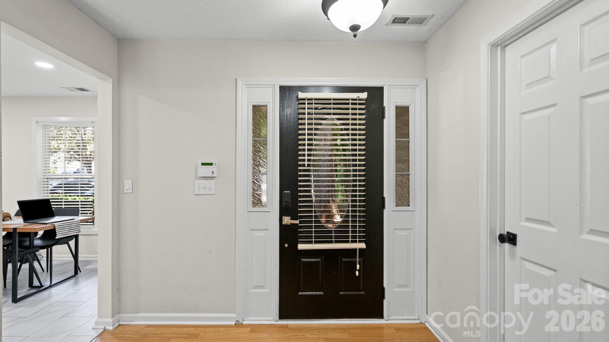 5050 Gibbons Link Road Charlotte, NC 28269 - Photo 8 of 29