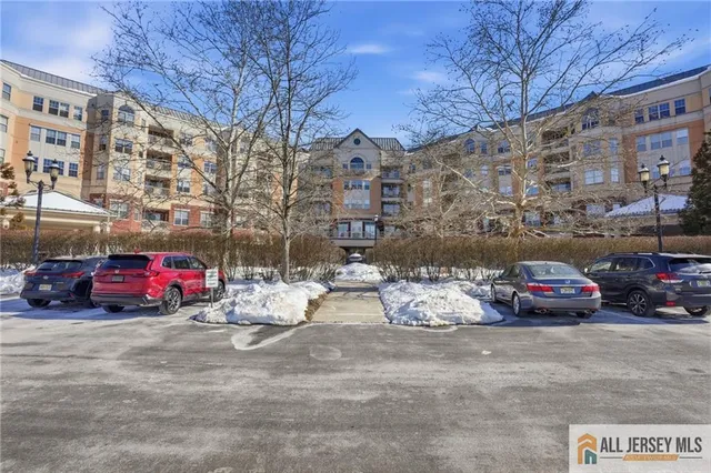 $620,000 | 2216 Windrow Drive, Unit 2216, Plainsboro, NJ 08540