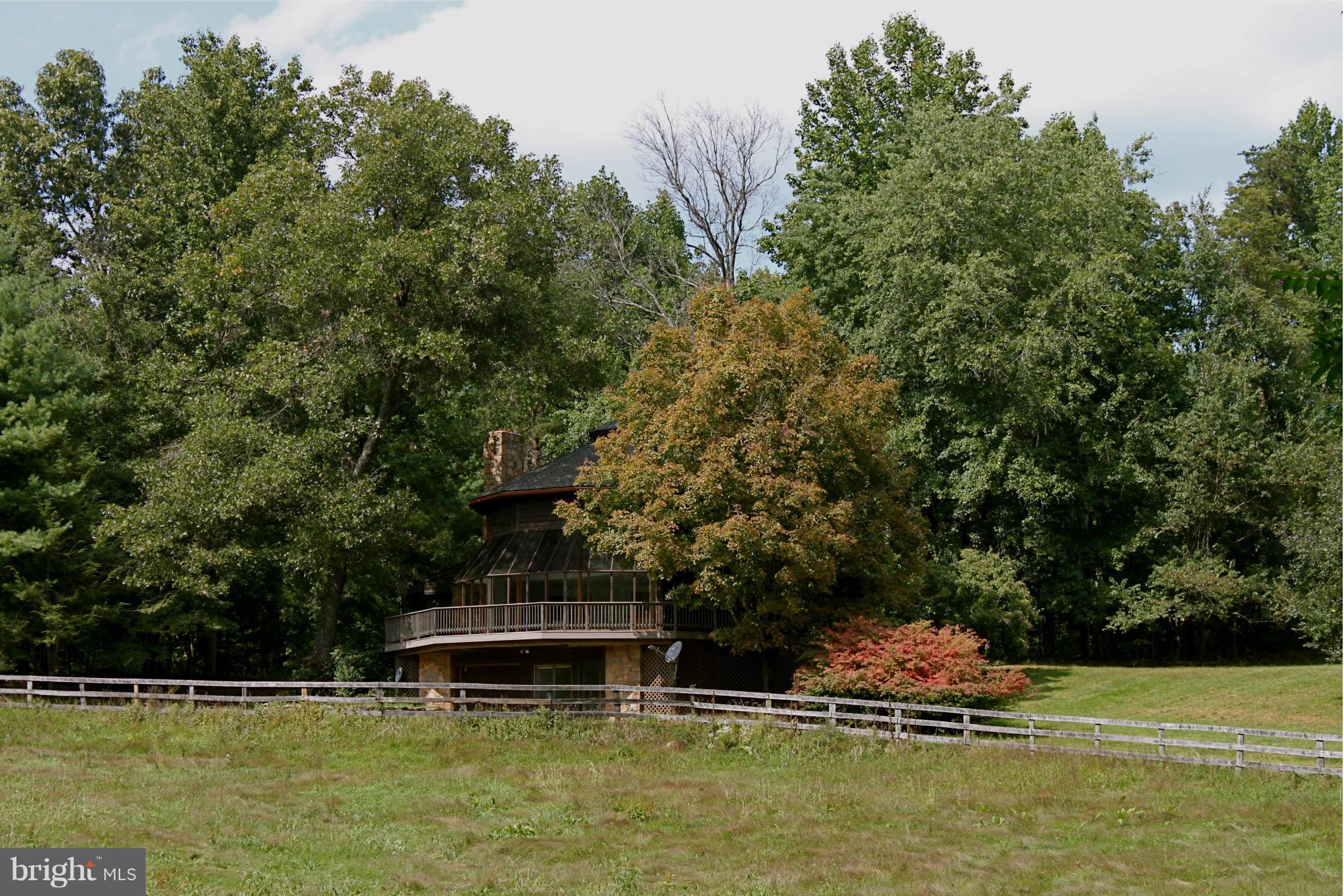 201 Hunters Road Washington, VA 22747 - Photo 2 of 30 Home nestled in trees, peaceful and serene