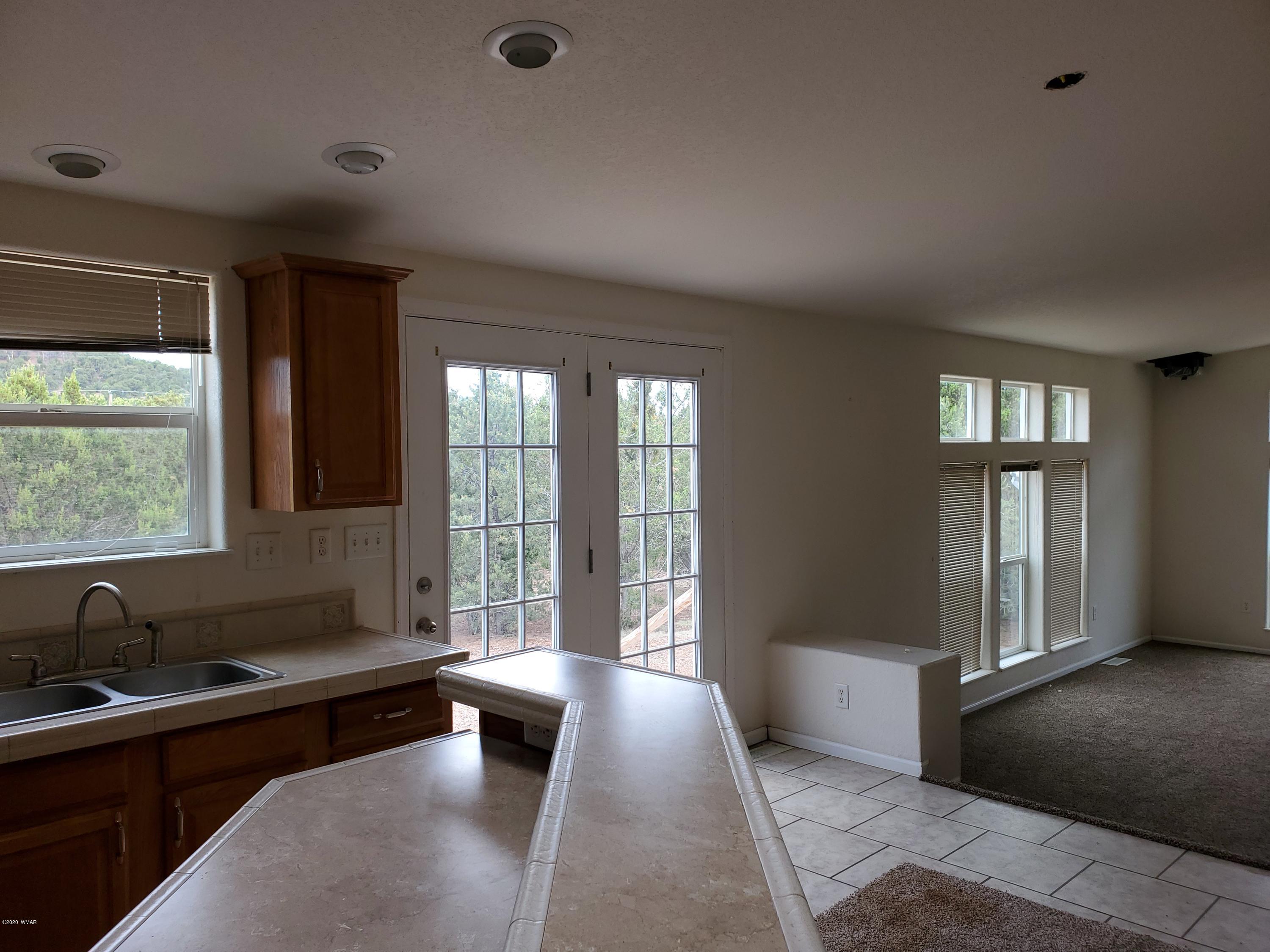 48 County Road Vernon, AZ 85940 - Photo 9 of 26