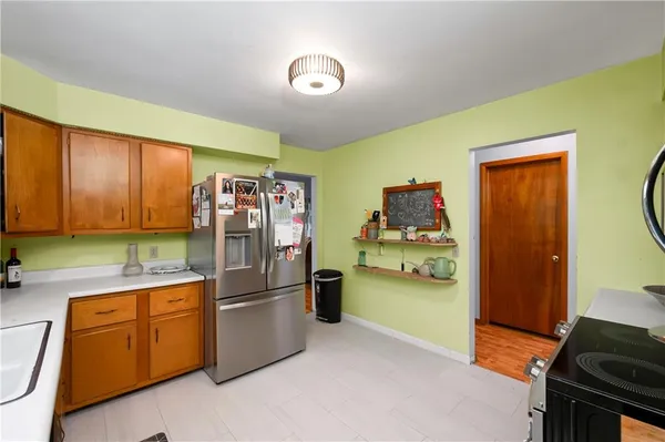 $249,900 | 430 Flower Street, Grove City, PA 16127
