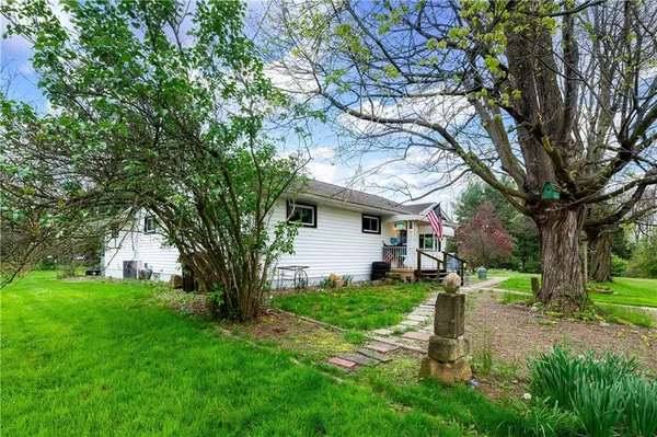 $249,900 | 430 Flower Street, Grove City, PA 16127