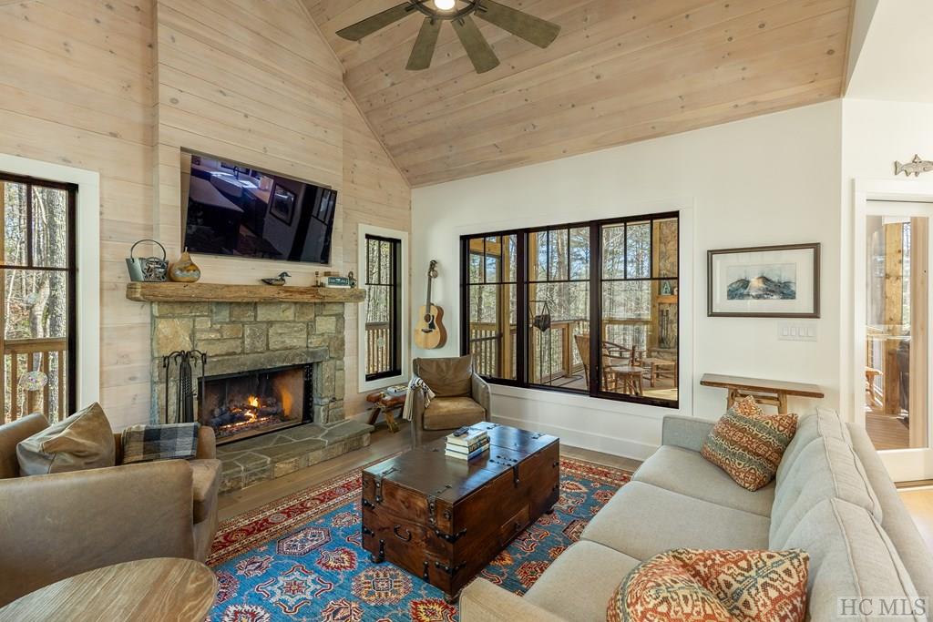 240 Henry Wright Road Highlands, NC 28741 - Photo 19 of 46 Gallery Image 19