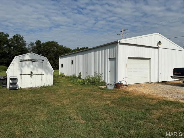 $148,000 | 401 South A Street, Vernon, IL 62892