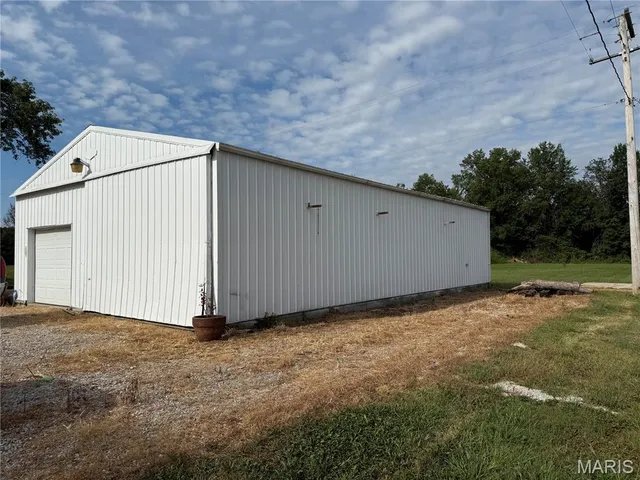 $148,000 | 401 South A Street, Vernon, IL 62892