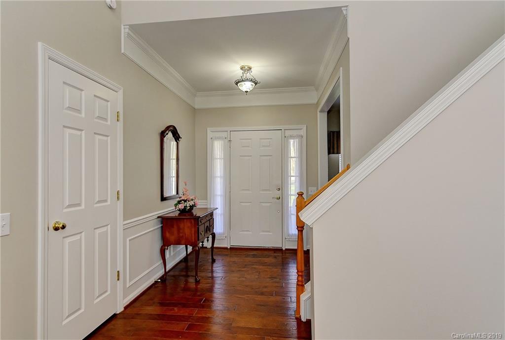 406 River Banks Road Matthews, NC 28105 - Photo 2 of 24 Gallery Image 2