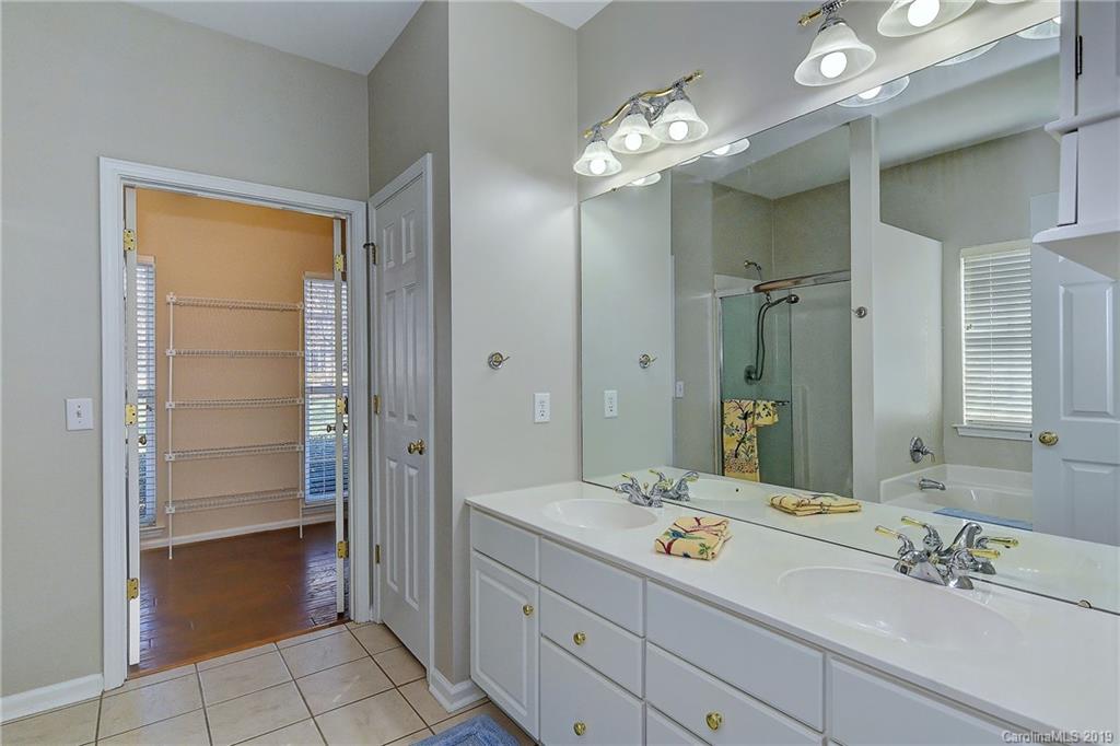 406 River Banks Road Matthews, NC 28105 - Photo 12 of 24 Gallery Image 12