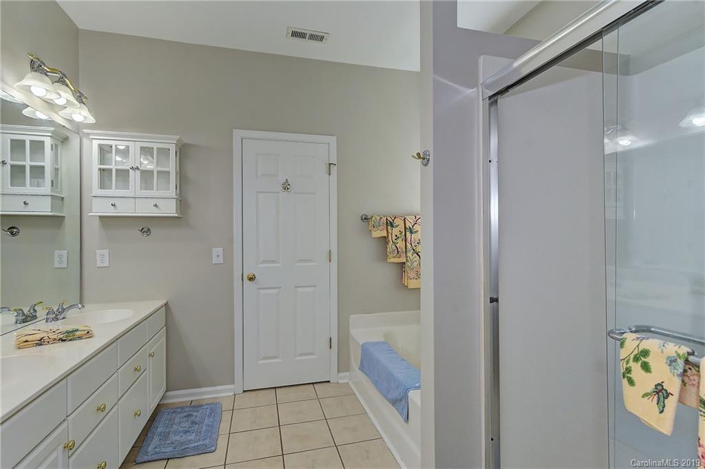 406 River Banks Road Matthews, NC 28105 - Photo 13 of 24 Gallery Image 13