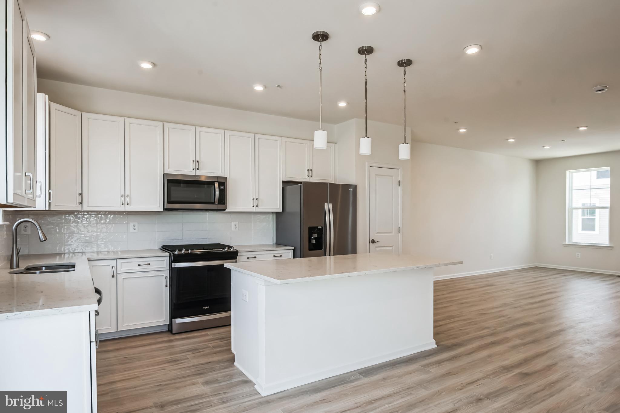 300 Riverside Drive Cambridge, MD 21613 - Photo 5 of 16 Gallery Image 5