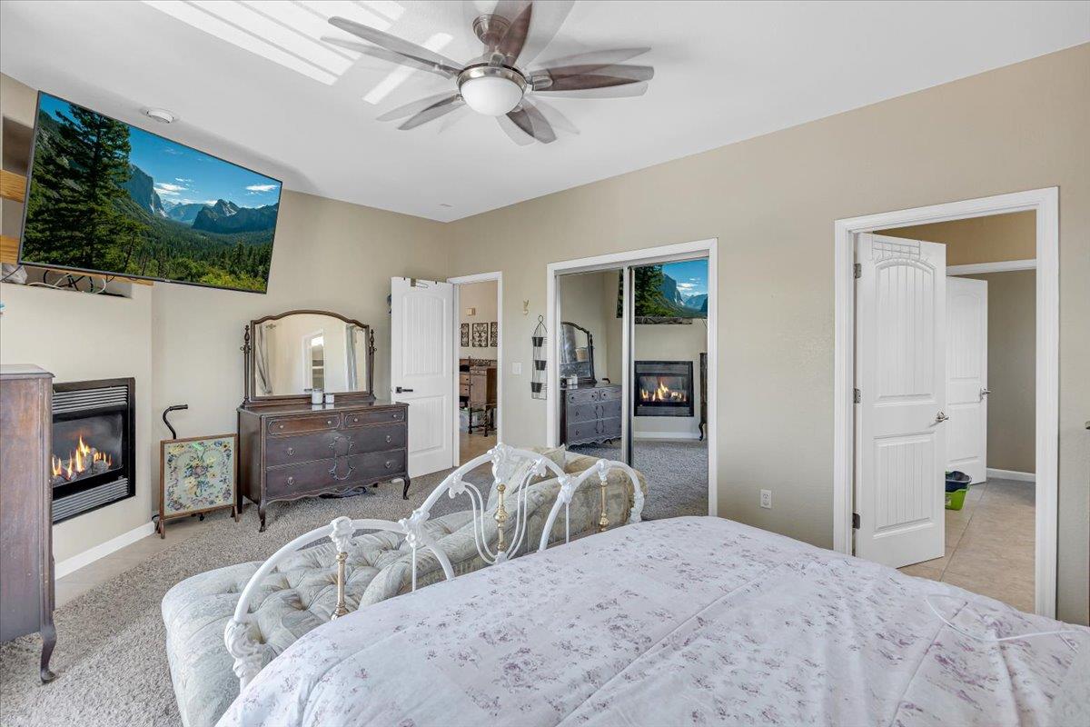 411 Sunrise Road Copperopolis, CA 95228 - Photo 37 of 76 Spacious room with mirrored step-in closet and en-suite bath.