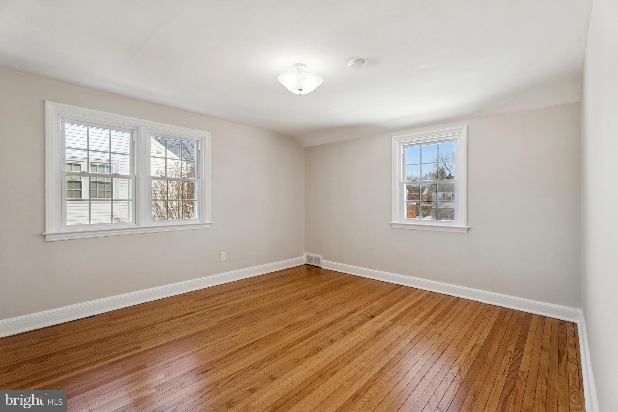 216 Brentwood Road Havertown, PA 19083 - Photo 11 of 26