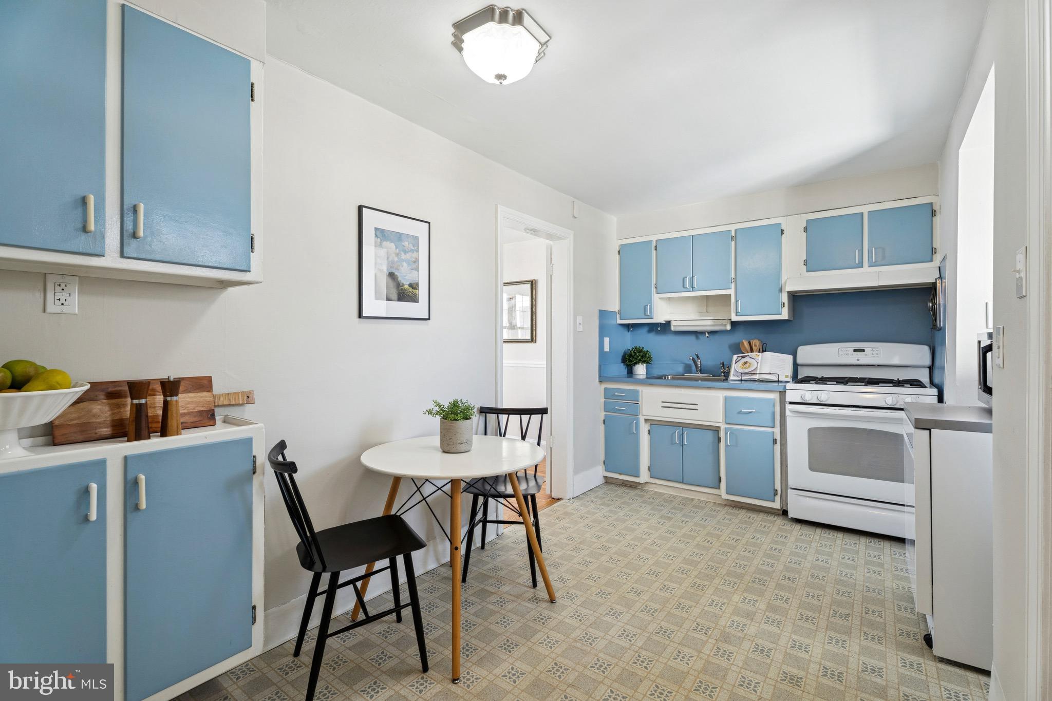 216 Brentwood Road Havertown, PA 19083 - Photo 10 of 26