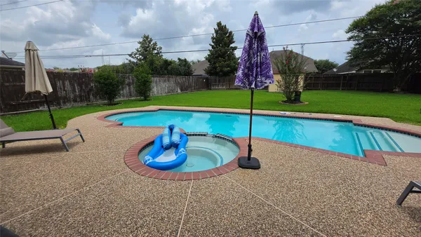 $3,000 | 23510 Stratsborough Drive, Katy, TX 77494