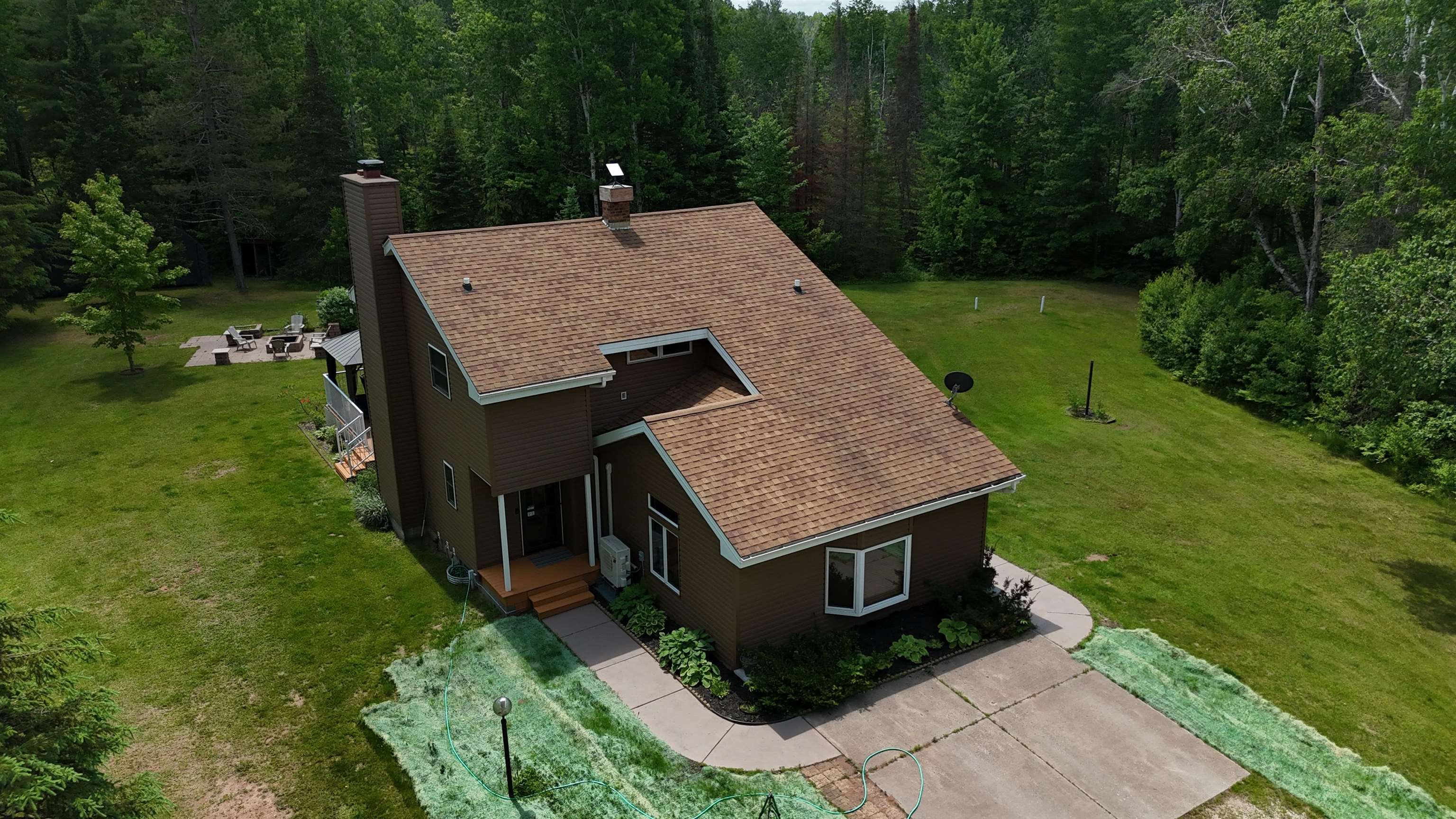 4182 Keith Road Superior, WI 54880 - Photo 3 of 39