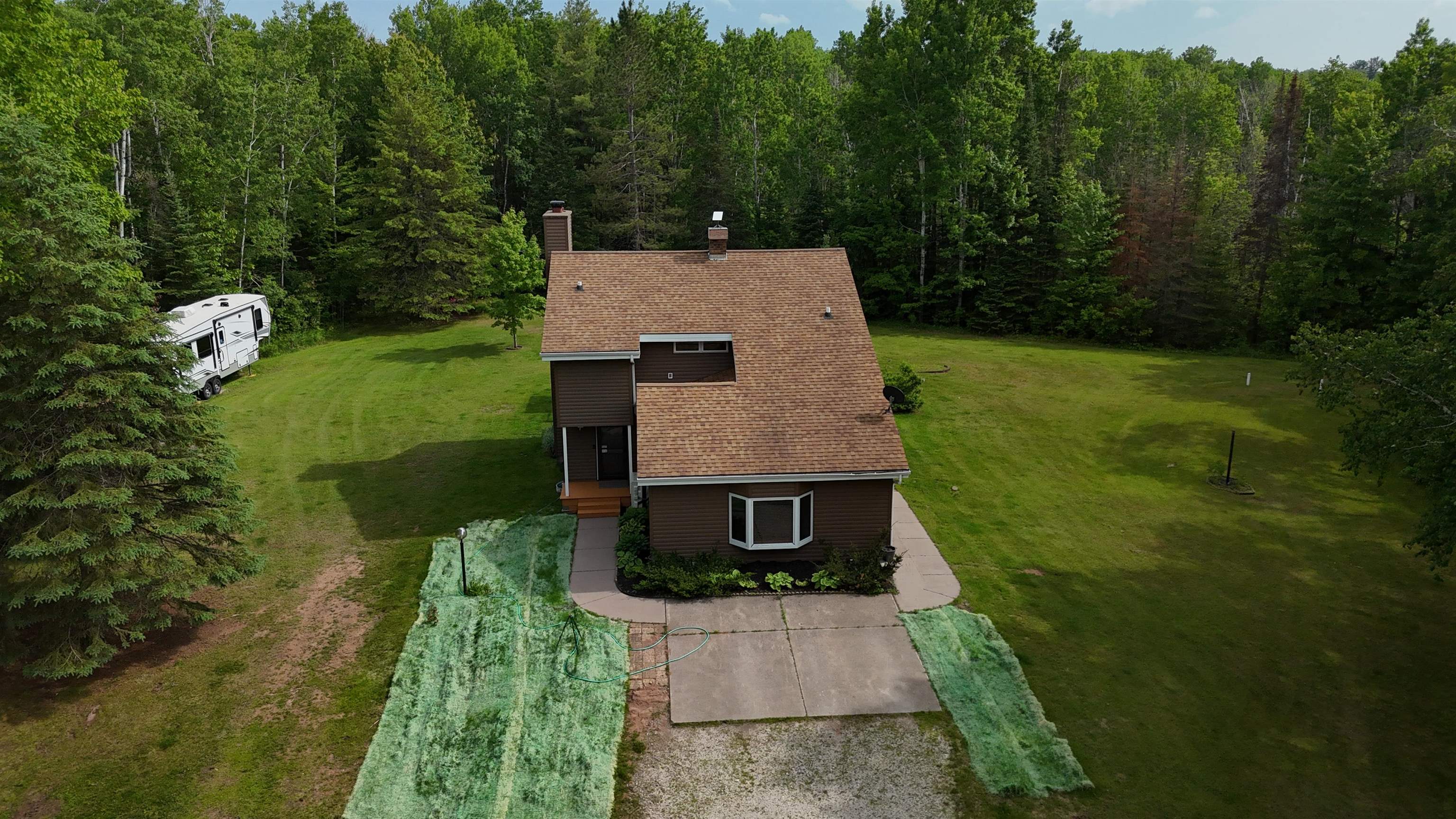 4182 Keith Road Superior, WI 54880 - Photo 4 of 39