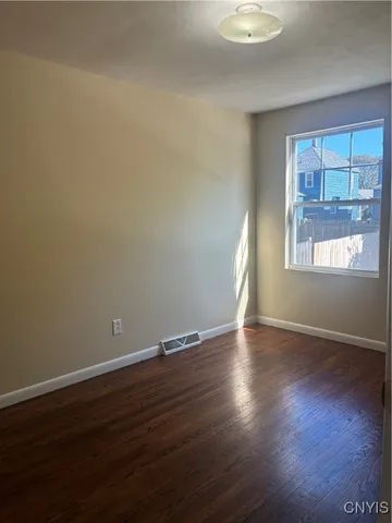 $1,100 | 129 South Collingwood Avenue, Syracuse, NY 13206