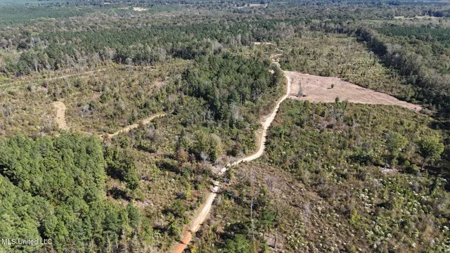 $775,000 | 1327 County Road, Philadelphia, MS 39350