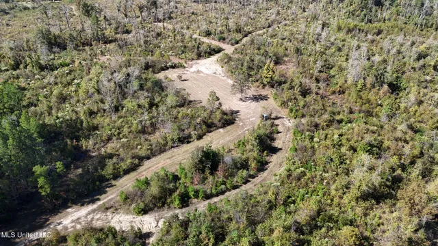 $775,000 | 1327 County Road, Philadelphia, MS 39350