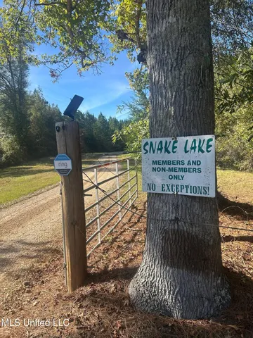 $775,000 | 1327 County Road, Philadelphia, MS 39350