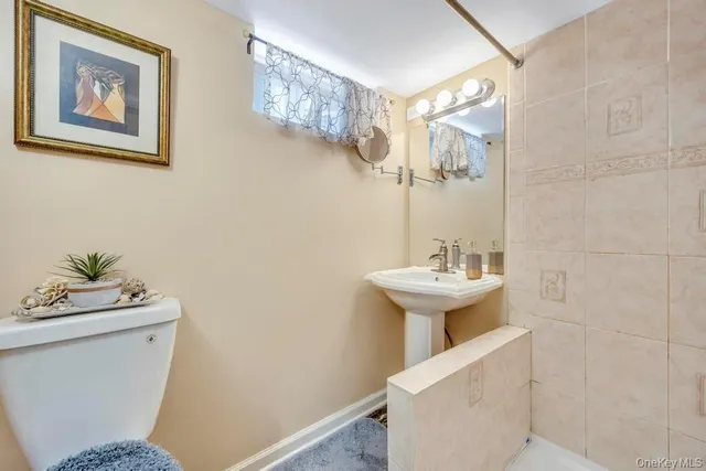 $1,199,999 | 213-16 102nd Avenue | Queens Village