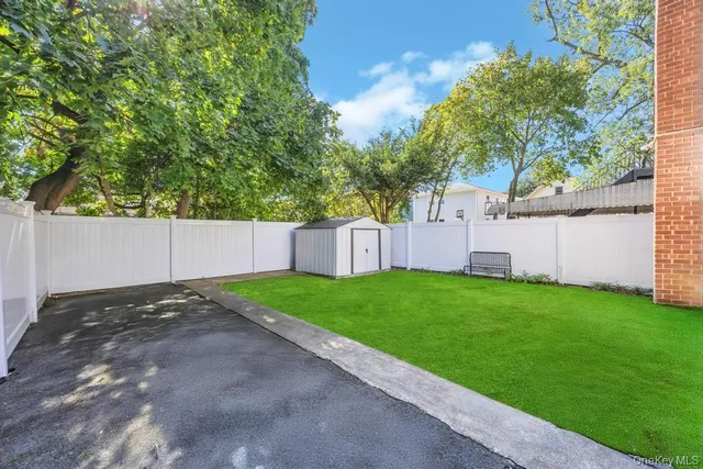 $1,199,999 | 213-16 102nd Avenue | Queens Village