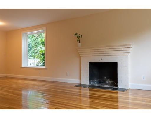 89 Wellesley Avenue Wellesley, MA 02482 - Photo 9 of 39