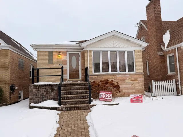 $460,000 | 4918 North Moody Avenue, Chicago, IL 60630