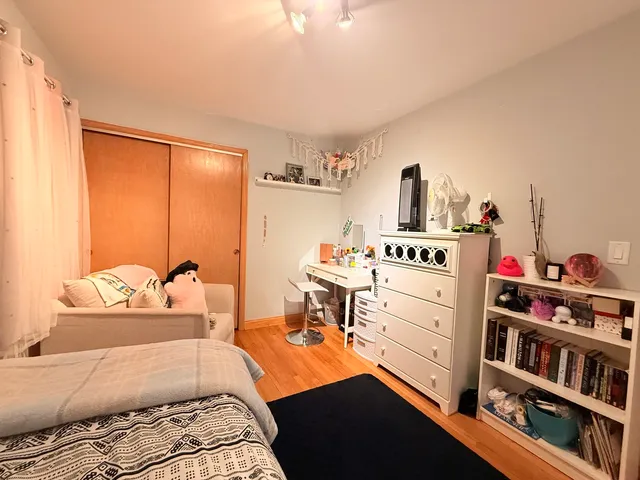 $460,000 | 4918 North Moody Avenue, Chicago, IL 60630