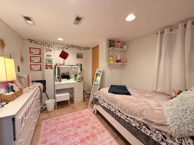 $460,000 | 4918 North Moody Avenue, Chicago, IL 60630