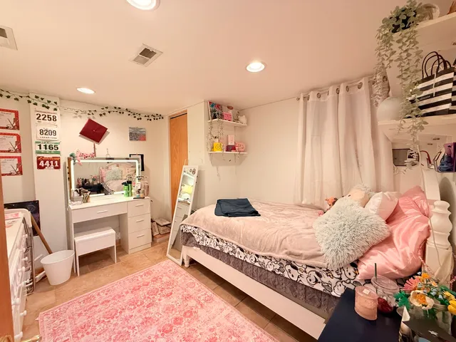 $460,000 | 4918 North Moody Avenue, Chicago, IL 60630