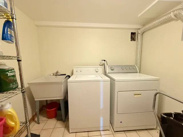 $460,000 | 4918 North Moody Avenue, Chicago, IL 60630