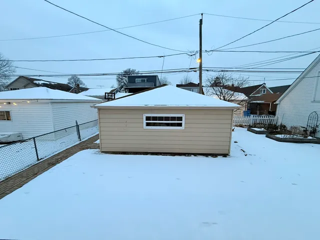 $460,000 | 4918 North Moody Avenue, Chicago, IL 60630