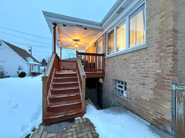 $460,000 | 4918 North Moody Avenue, Chicago, IL 60630