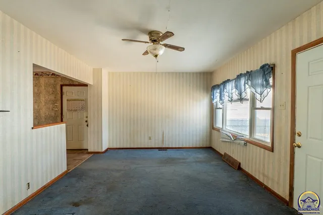 $104,900 | 2347 Southeast Pennsylvania Avenue, Topeka, KS 66605