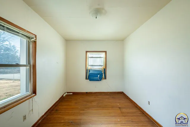 $104,900 | 2347 Southeast Pennsylvania Avenue, Topeka, KS 66605