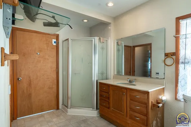 $104,900 | 2347 Southeast Pennsylvania Avenue, Topeka, KS 66605