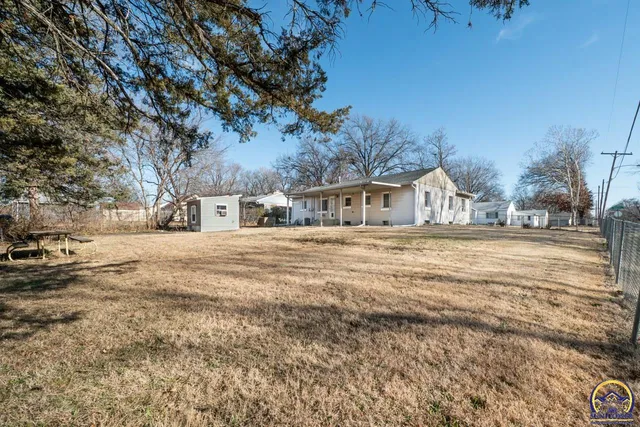 $104,900 | 2347 Southeast Pennsylvania Avenue, Topeka, KS 66605