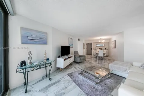 $799,000 | 320 Seaview Court, Unit 21207, Marco Island, FL 34145