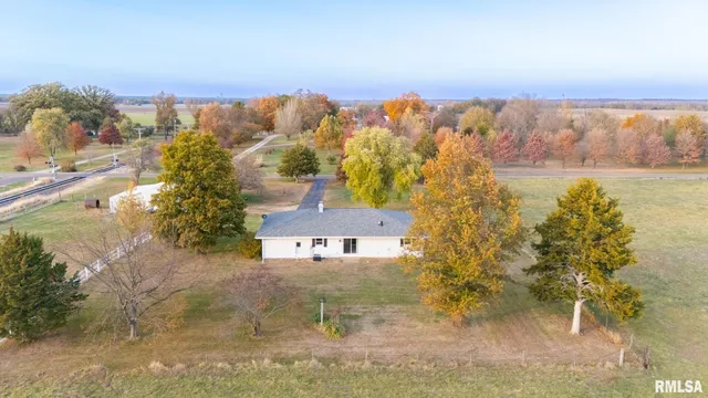 $249,900 | 15085 County Road 700 North, Green Valley, IL 61534