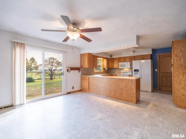 $249,900 | 15085 County Road 700 North, Green Valley, IL 61534