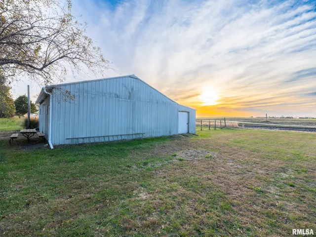 $249,900 | 15085 County Road 700 North, Green Valley, IL 61534