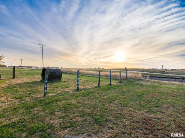 $249,900 | 15085 County Road 700 North, Green Valley, IL 61534