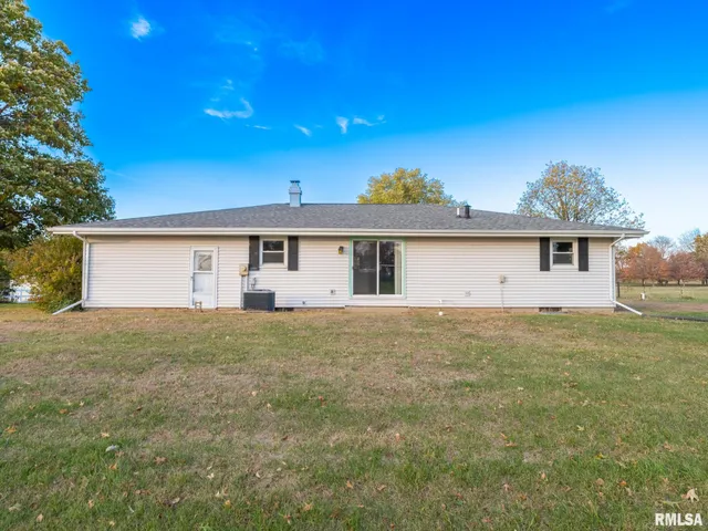 $249,900 | 15085 County Road 700 North, Green Valley, IL 61534