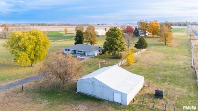 $249,900 | 15085 County Road 700 North, Green Valley, IL 61534