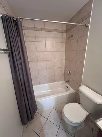 $1,575 | 1227 Marywood Court, Aurora, IL 60505