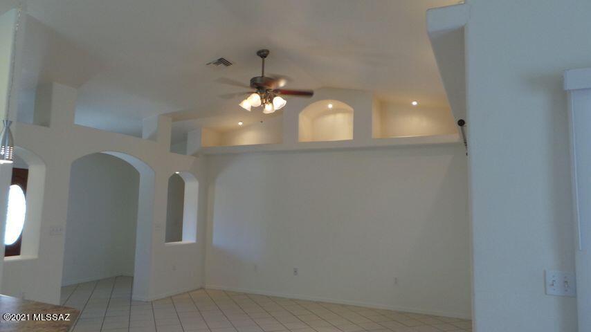 1769 Calle Barbadas Rio Rico, AZ 85648 - Photo 12 of 23 Gallery Image 12